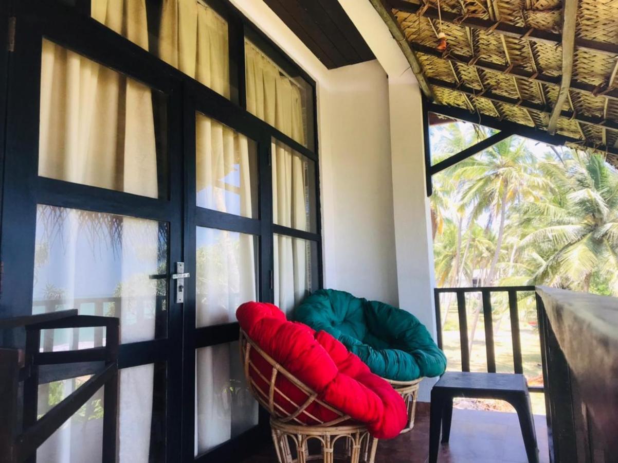 Netolpitiya Blue Ocean Resort מראה חיצוני תמונה