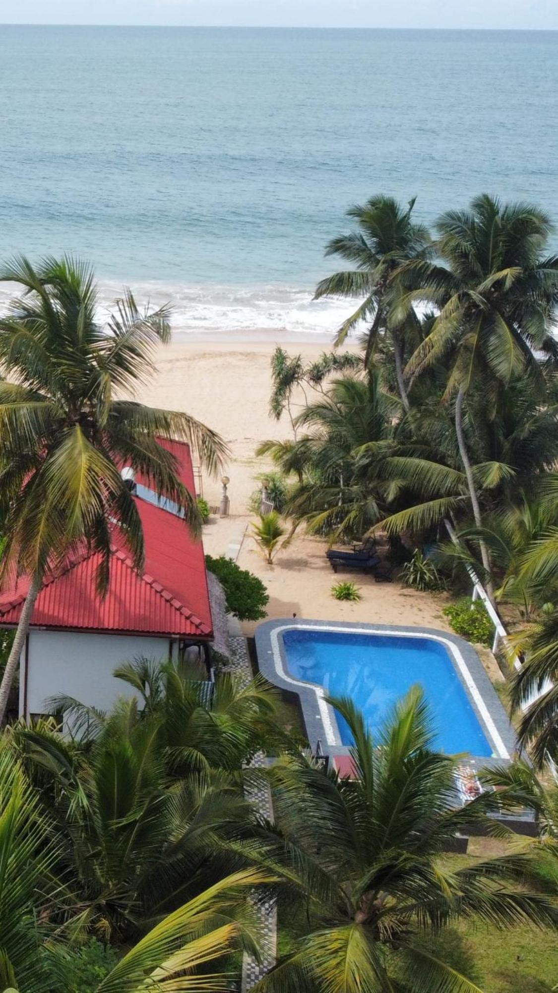 Netolpitiya Blue Ocean Resort מראה חיצוני תמונה