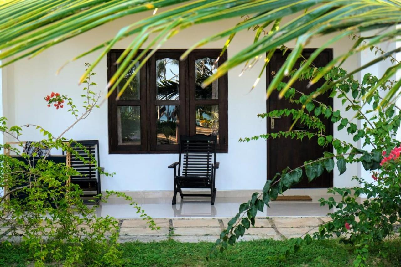 Netolpitiya Blue Ocean Resort מראה חיצוני תמונה